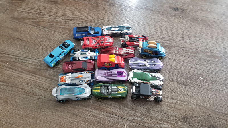 Fantasy lot. $5+shipping.